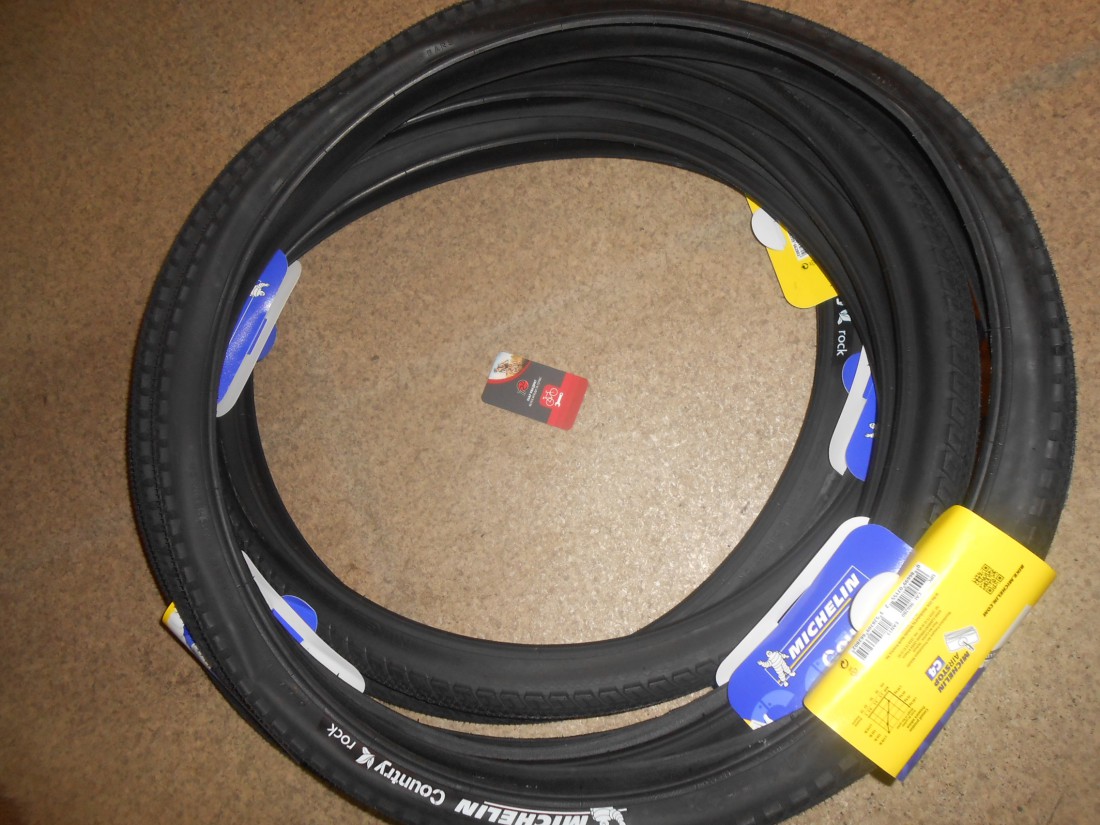 Покришка Michelin Country Rock 26x1.75 - 990 грн