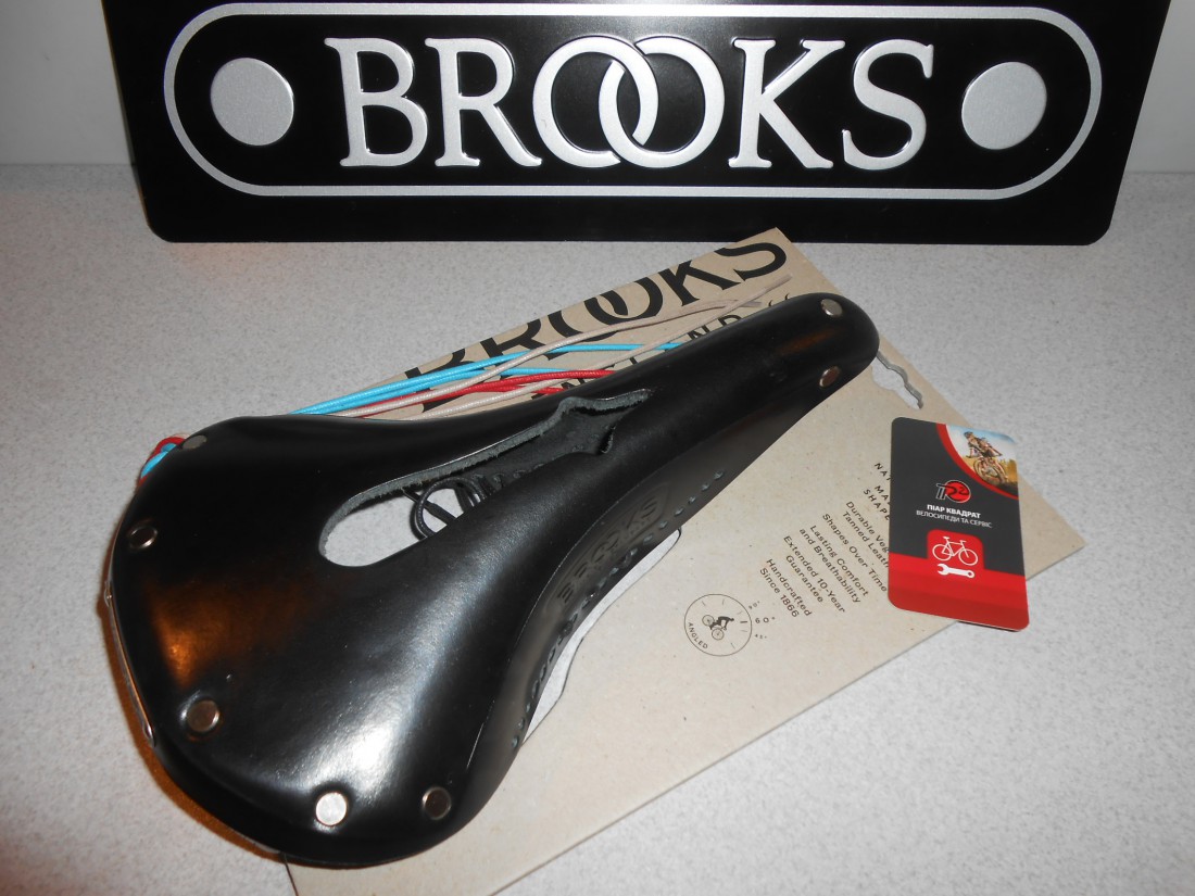 Сідло Brooks B17 Carved Black чорне - 6600 грн