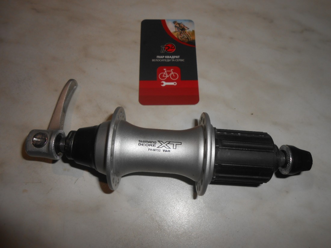Користована задня втулка Shimano Deore XT FH-M752 - 950 грн