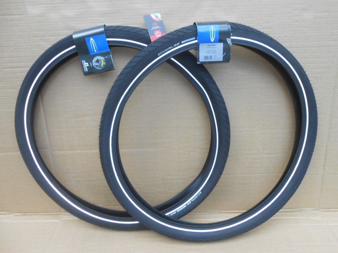 Покришка Schwalbe Big Apple 26x2.15 дротова - 1250 грн