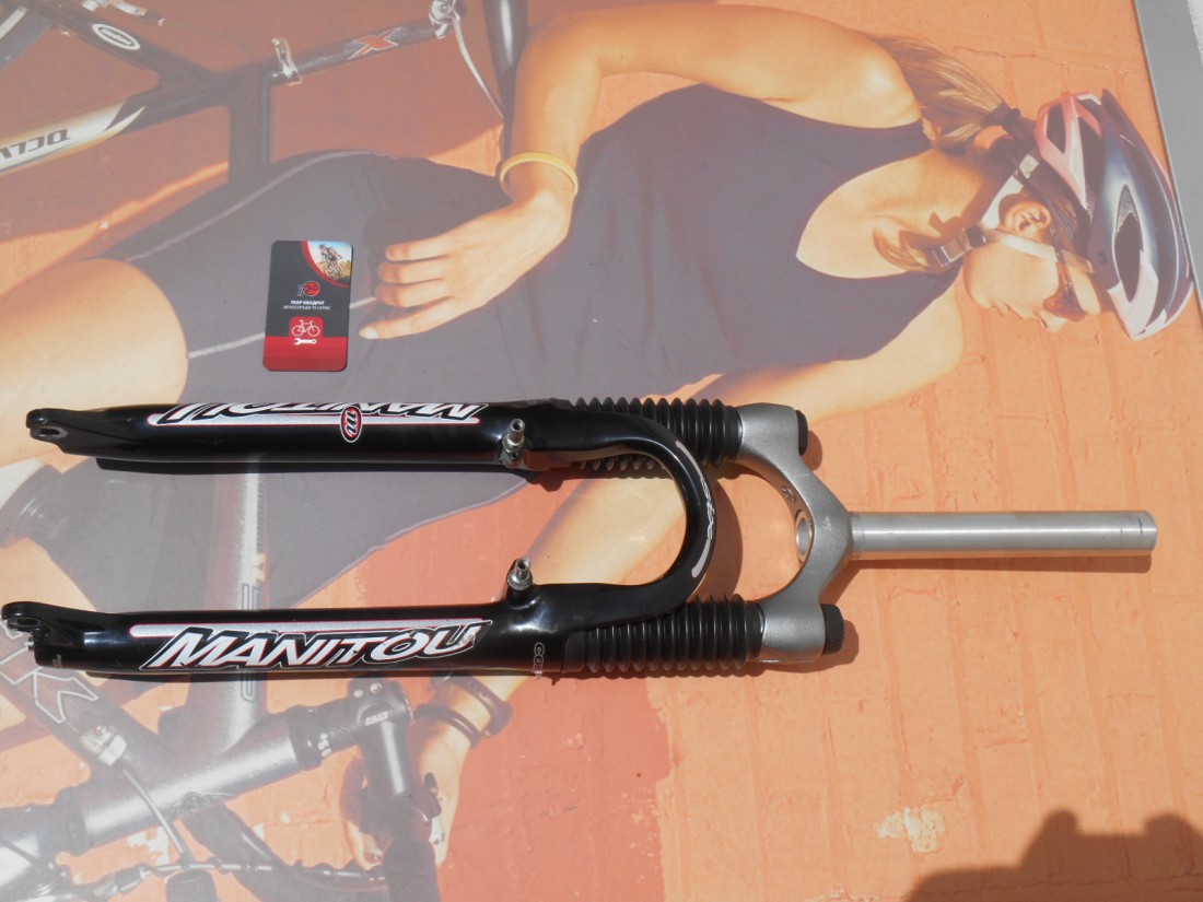 Вилка Manitou Six Comp 26 колеса - користована - 2250 грн