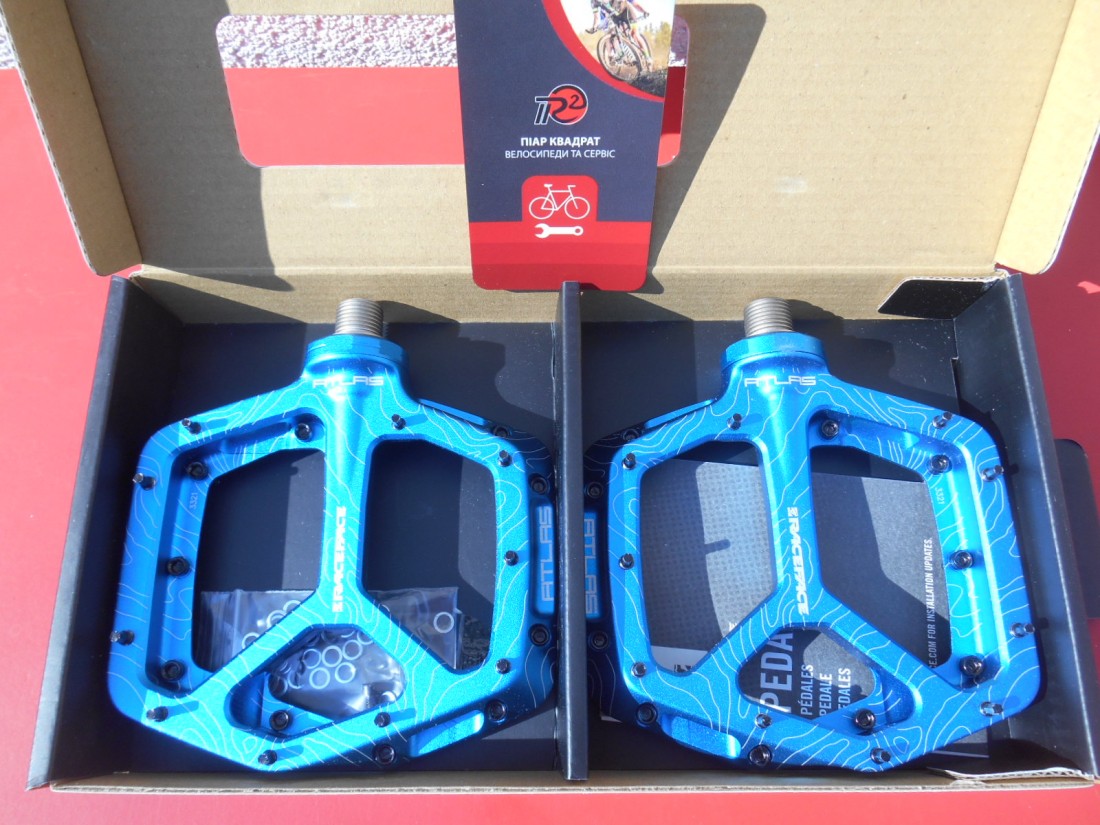 Педалі Race Face Atlas 22, колір синій blue - 6650 грн