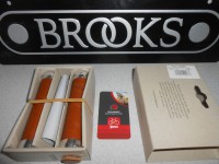 Гріпси Brooks Slender Grips, honey і brown - 3200 грн