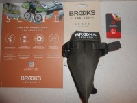 Сумка під сідло Brooks Scape Saddle Roll Bag - 2200 грн