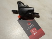 Каліпер гідравлічних гальм Shimano MT200