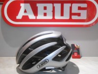 Шолом ABUS AirBreaker M (52-58 см) Gleam Silver - 11400 грн