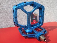 Педалі Race Face Atlas 22, колір синій blue - 6650 грн