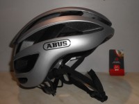 Шолом ABUS AirBreaker M (52-58 см) Gleam Silver - 11400 грн