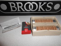 Шкіряні гріпси Brooks Plump Grips brown - 3220 грн