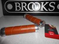 Гріпси Brooks Slender Grips, honey і brown - 3200 грн