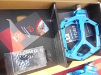 Педалі Race Face Atlas 22, колір синій blue - 6650 грн
