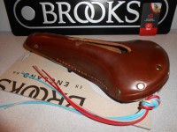 Сідло B17 Narrow Carved Brown - 6900 грн