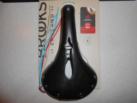Сідло Brooks B17 Carved Black чорне - 6900 грн