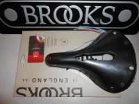 Сідло Brooks B17 S  Carved Black - 6900 грн