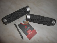 Шкіряні гріпси Brooks Plump Grips Black - 3080 грн