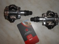 Контактні педалі Shimano PD-M520 срібні з шипами - 2100 грн