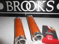 Гріпси Brooks Slender Grips, honey і brown - 3200 грн