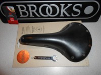 Сідло Brooks Team Pro Black чорне - 6600 грн