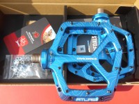 Педалі Race Face Atlas 22, колір синій blue - 6650 грн