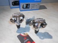Контактні педалі Shimano PD-M520 срібні з шипами - 2100 грн