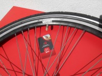 Колесо переднє Batavus 26 з камерою і покришкою - 1650 грн