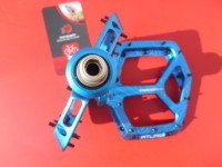 Педалі Race Face Atlas 22, колір синій blue - 6650 грн