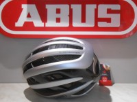 Шолом ABUS AirBreaker M (52-58 см) Gleam Silver - 10900 грн