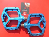 Педалі Race Face Atlas 22, колір синій blue - 6650 грн