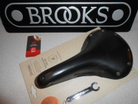 Сідло Brooks Team Pro Black чорне - 6600 грн