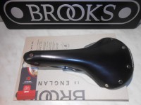 Сідло Brooks Swallow B15 Black Chrome - 8360 грн