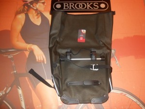 Кофр Brooks Scape Large Pannier 18 - 22 літрів - 5280 грн