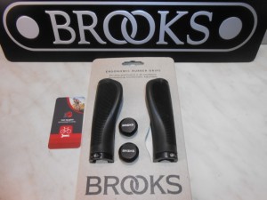 Гріпси Brooks Ergonomic Rubber Grips - 2750 грн