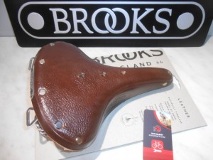 Сідло Brooks B67 Brown коричневе - 7040  грн