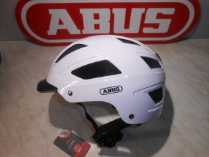 Шолом ABUS HYBAN 2.0 POLAR WHITE XL 58-63 - 3195 грн