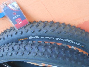 Покришка Continental Mountain King 26x2.3 wired - 780 грн