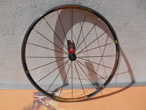 Колесо переднє Mavic Aksium Race - 3000 грн