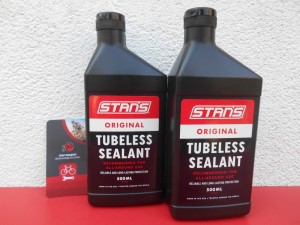 Герметик свіжий Stan's Original Tubeless 500 мл - 950 грн