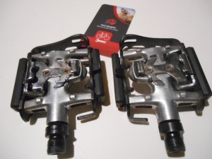 Напівконтактні педалі VP Components - 700 грн